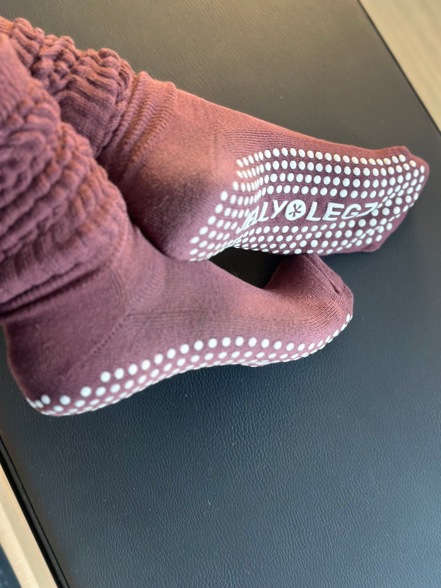 Burgundy SLOUCH grip pilates socks