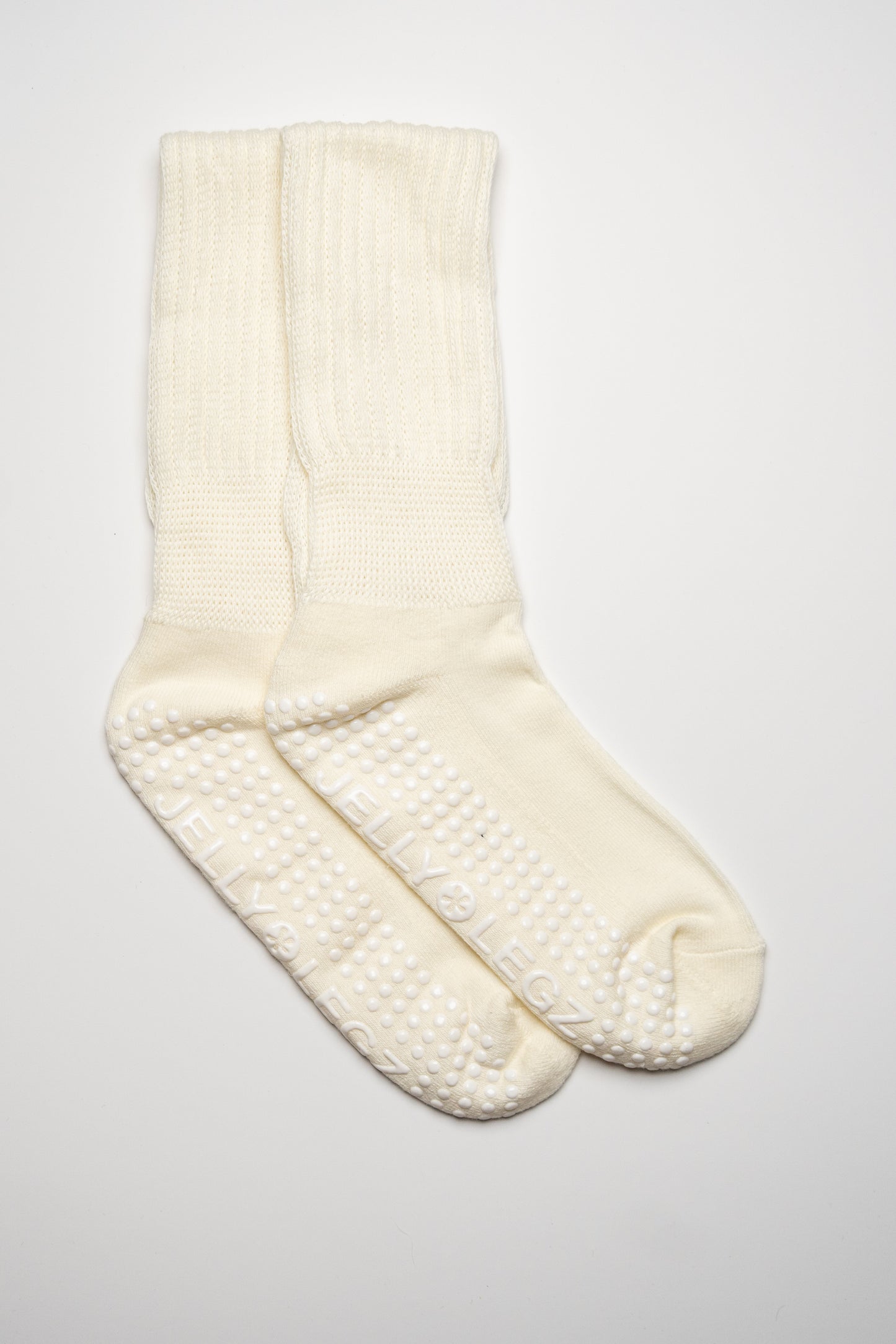 CREAM SLOUCH Pilates Grip Socks