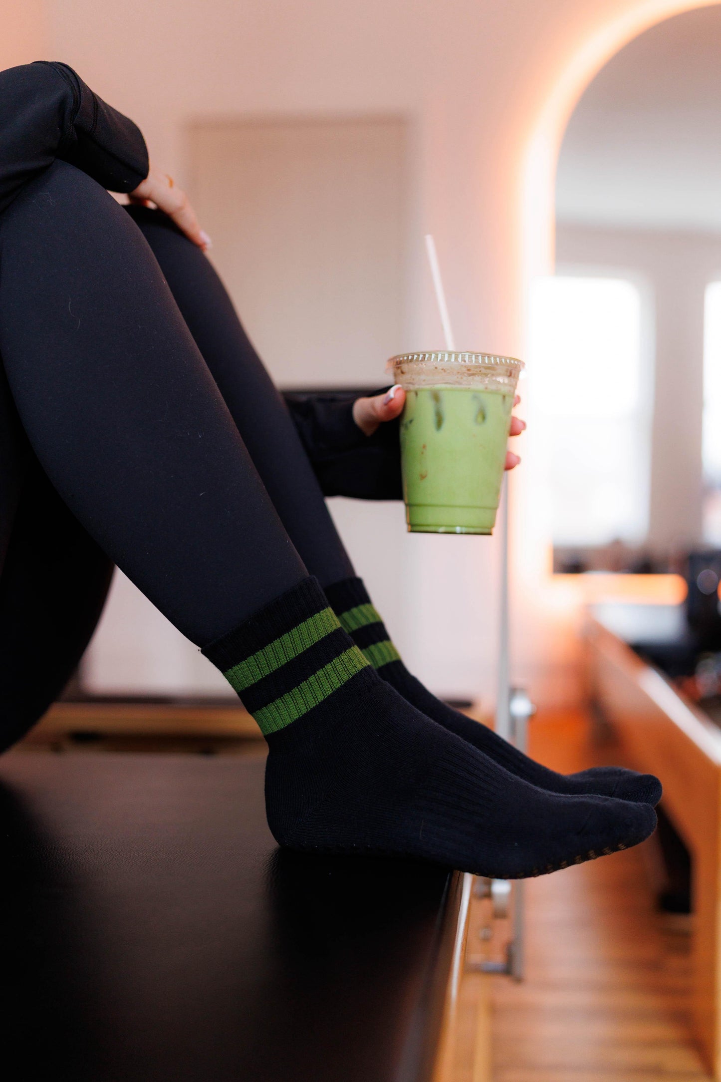 PISTACHIO NOIR - black with Pistachio 2 stripe Midi Grip Pilates Socks