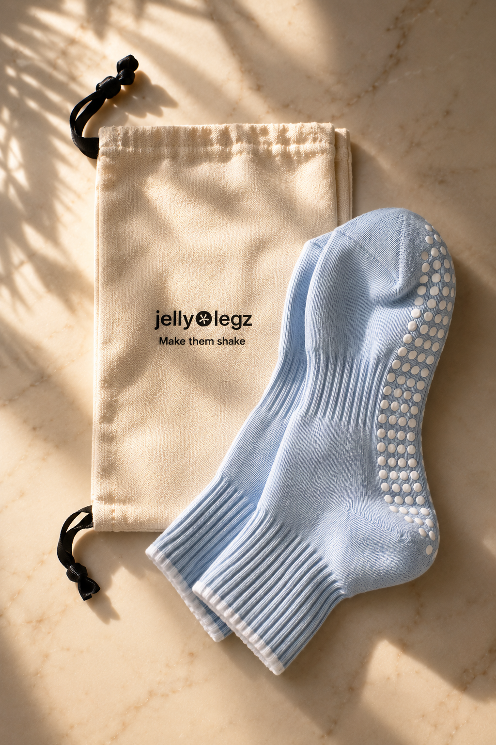 CLOUD BLUE Midi Grip Socks with white tip