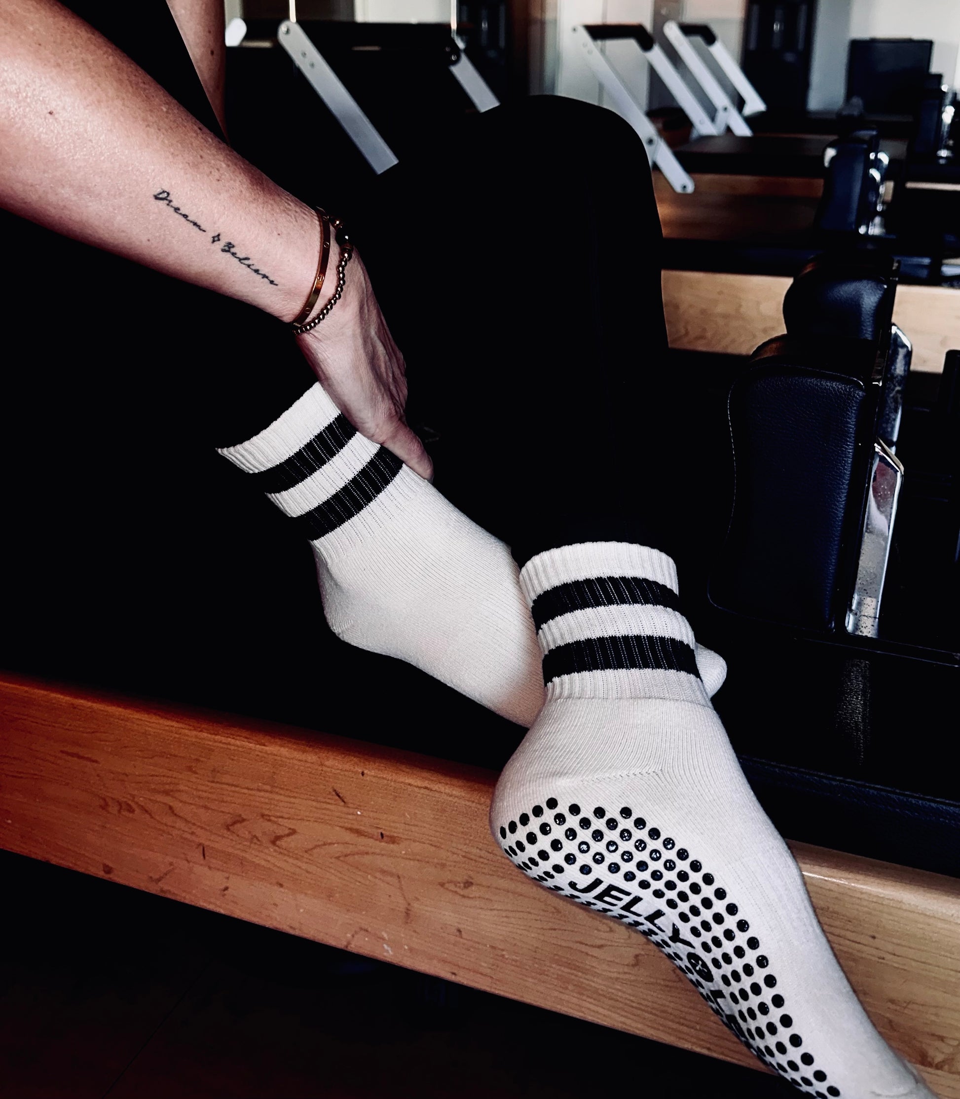 pilates grip socks in Cream and black