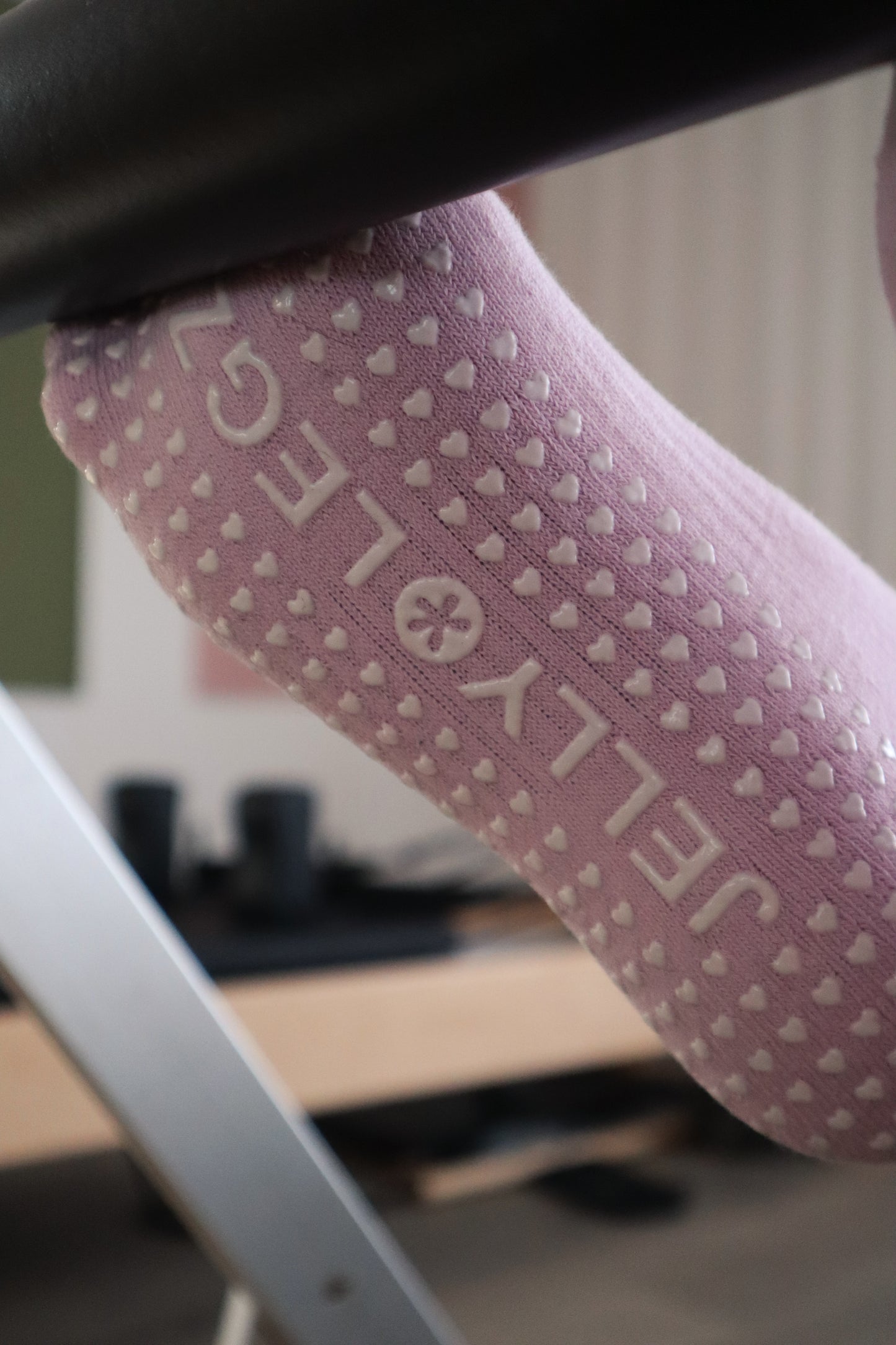 Aura Pink Pilates & Barre Midi Grip Socks | Heart & Soul Collection