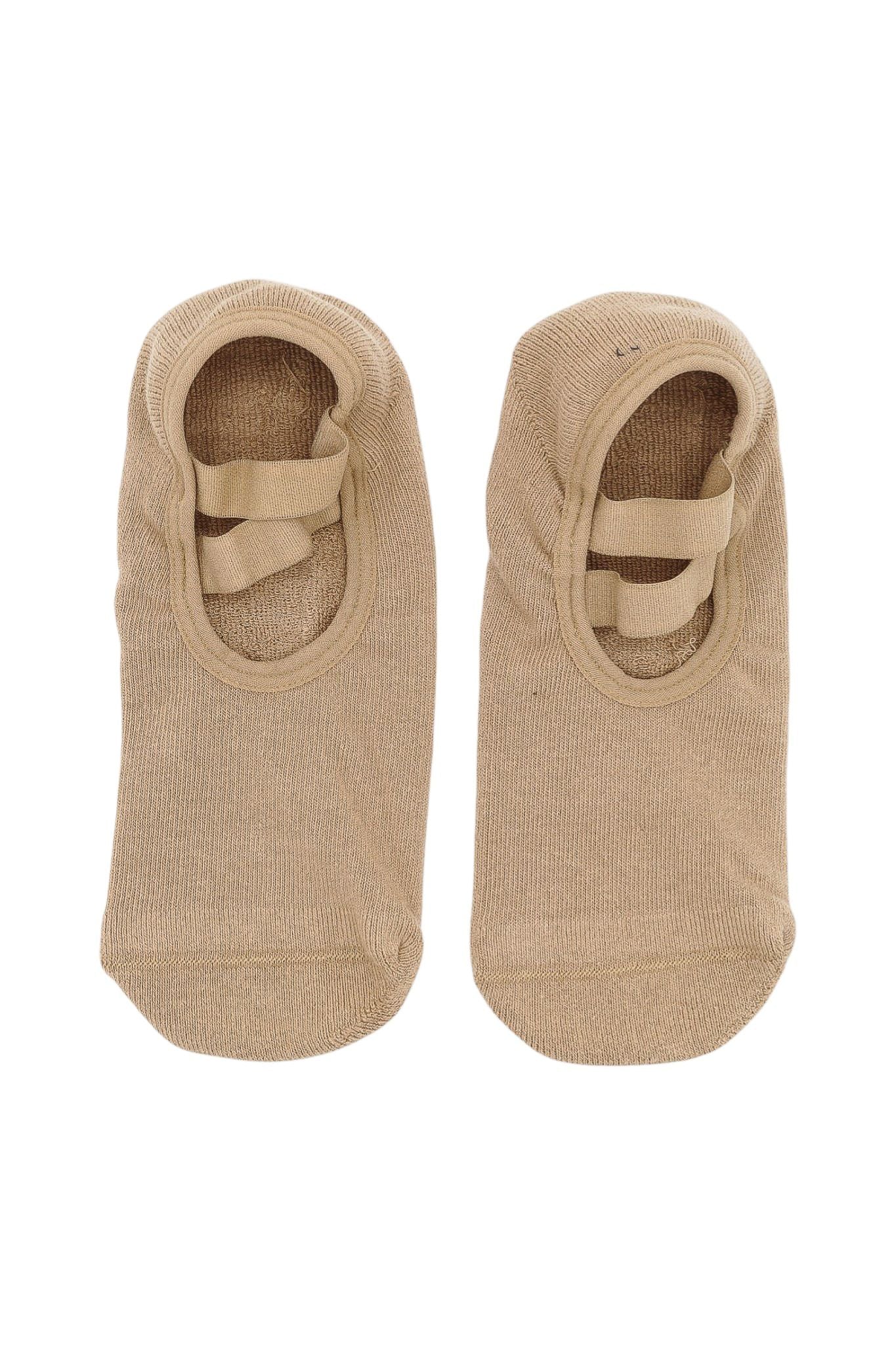 CARAMEL TIGERS EYE PILATES & BARRE INFRARED GRIP SOCKS | HEART & SOLE