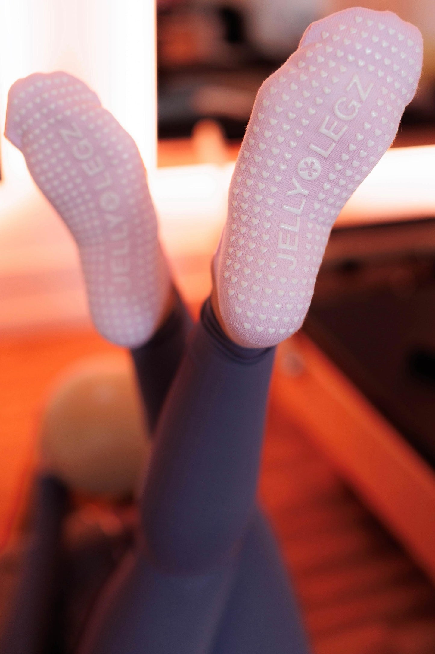 ROSE QUARTZ PINK PILATES INFRARED GRIP SOCKS | HEART & SOLE