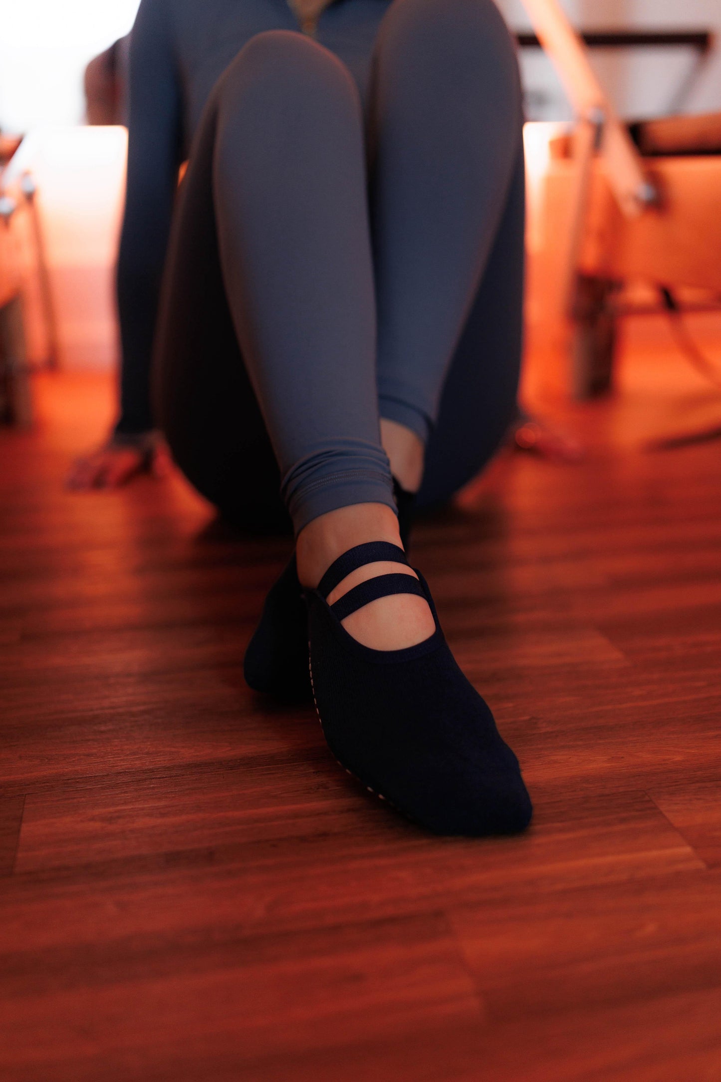 NAVY BLUE PILATES & BARRE INFRARED GRIP SOCKS | HEART & SOLE